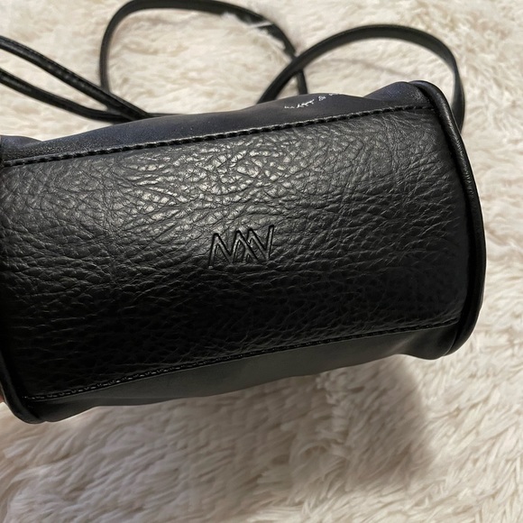 Matt & Nat Sora Mini Bucket Bag - Picture 3 of 10